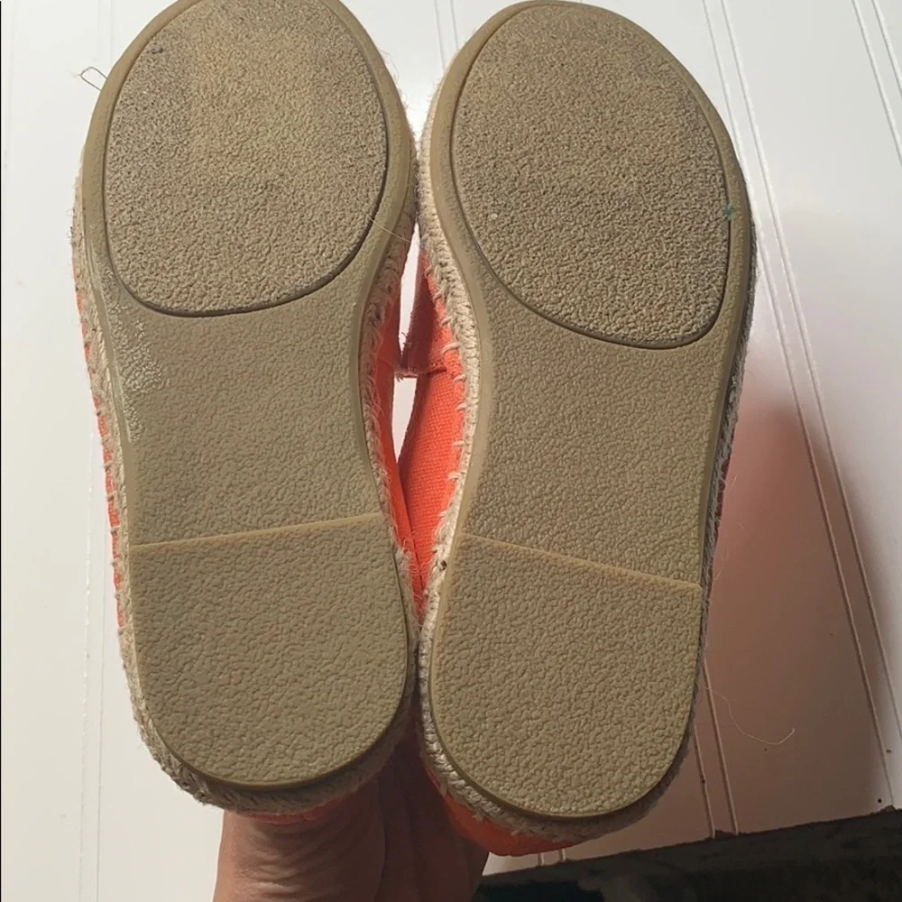 143 Girl Orange Espadrille With Pineapple -Sz 6. ESP0859